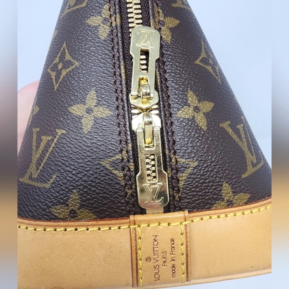 Louis Vuitton Alma PM - Picture 5 of 16